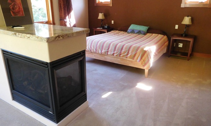 Soquel Casa | 2 BR Ala maestra en un escondite de Soquel