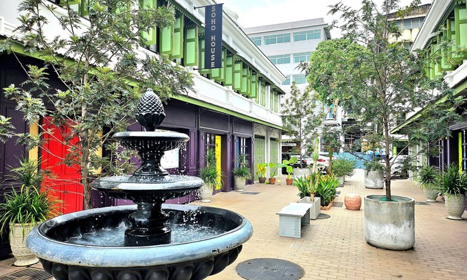 Samphanthawong Casa | 2 BR Soho house Lux |Walk to Chinatown|MRT|Pier