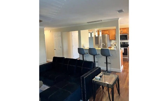 Northeast Virginia Beach Condominio | 2 Brand New King size beds 2 Full baths Condo!