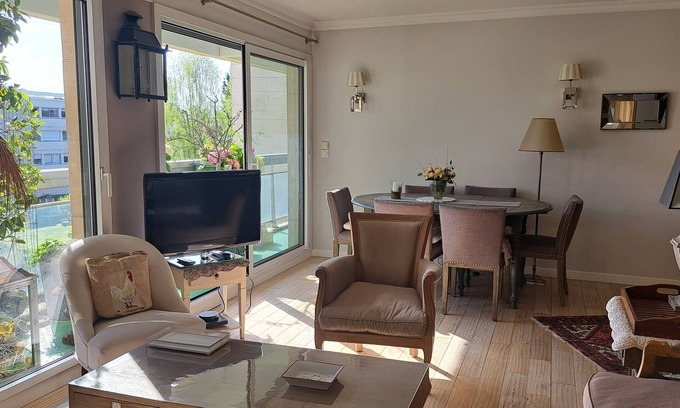 Bailly Apartamento | 2 Chambre = Salle de Bain Dans Appartement Standing Proche IO Equitation Paris