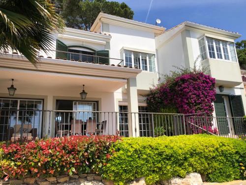 Santa Cristina de Aro Cama Y Desayuno | 2 chambres d hôtes dans villa avec piscine
