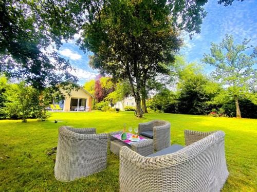 Labosse Casa | 2 Chambres Nature luxuriante, jeux en famille et Sauna pour 1 à 4 personnes