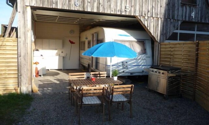 Rothenburg Casa | 2 niños de hasta 16 años en la compañía de 2 adultos a quedarse con nosotros GRATIS