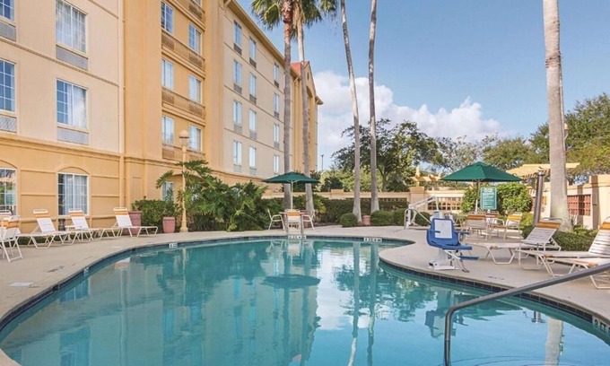 Airport North Hotel | 2 Convenient Rooms w/ Breakfast + Complimentary Shuttle | Onsite Pool