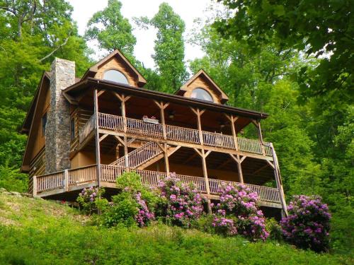 Boone Casa | 2 Cubs Cabin