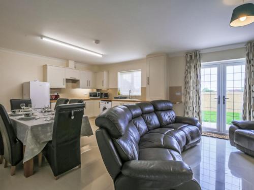 Mablethorpe and Sutton Casa | 2 Dawson Court - Uk33411