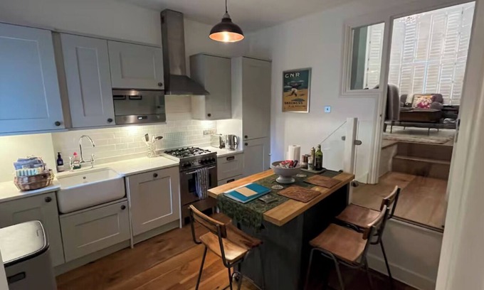 Crouch End Apartamento | 2 Double Bedroom Garden Flat in Crouch End, London