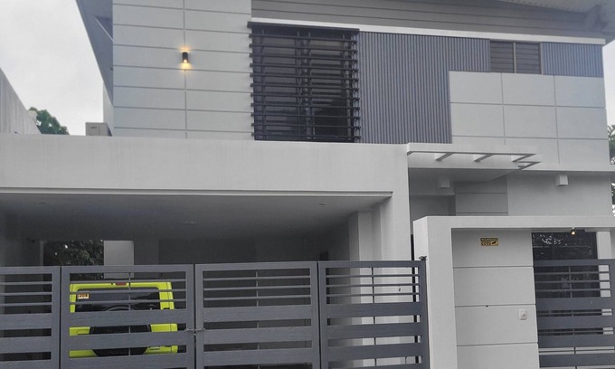 Jaro Casa | 2 fl house-2 br,x-room, new car included - Westwood Sub-Division-Exclusive Area