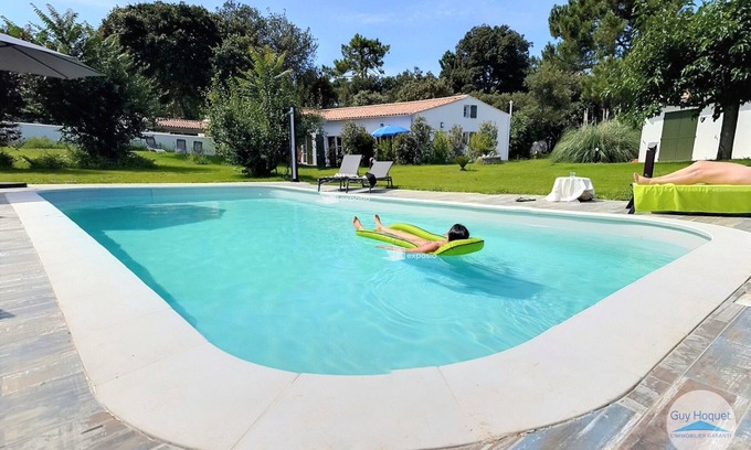 Sainte-Marie-de-Re Casa | 2 gites in a green setting