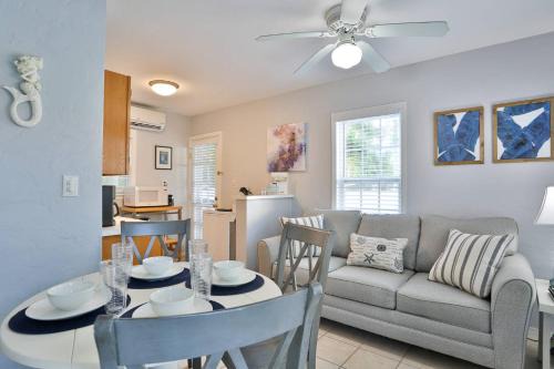 Madeira Beach Casa | 2 - Island Paradise Cottages - Sea Breeze