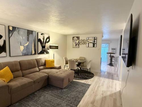 Manito Apartamento | 2 King Bedsqueen Sleeper Sacred Heart Downtown