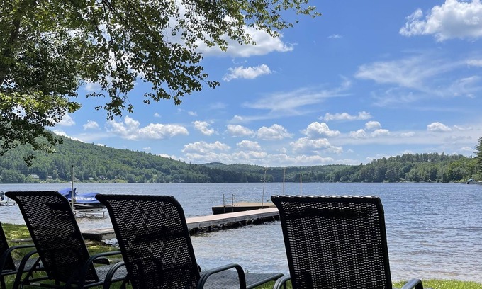 Hillsboro Cabaña | 2 lakefront cottages on Franklin Pierce Lake