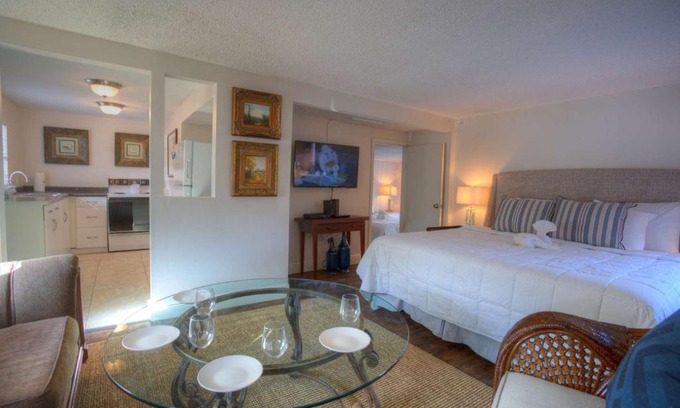Treasure Island Casa | 2 - Las Casitas