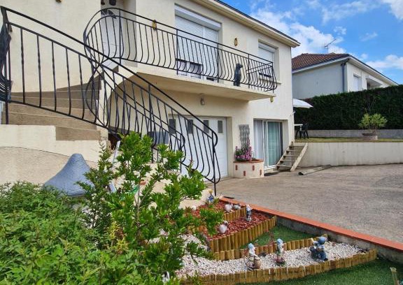 Chambretaud Apartamento | 2 logements séparés 2 et 5 couchages au Rez-de-Chaussée à Chambretaud, 5 min Puy du Fou