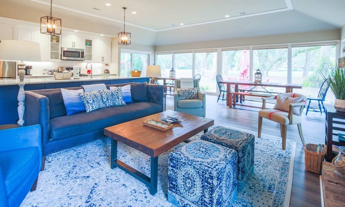 Heritage Woods Casa | Memorable: 2 Master Suites, en el campo de golf de The Harbour Town, patio grande con sombra, casa familiar perfecta.