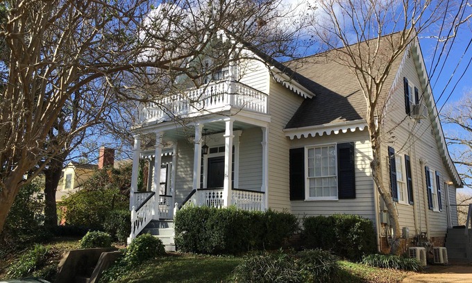 Natchez Casa | Melinda's Garden Apt # 2