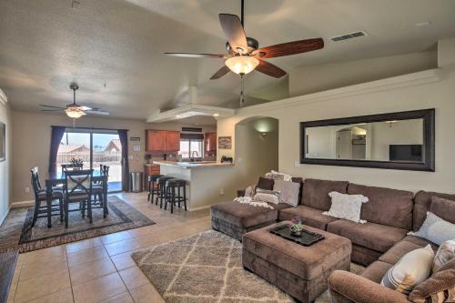 Lake Havasu City Casa | 2 Mi to Beach Lake Havasu Gem with Pool and Spa!