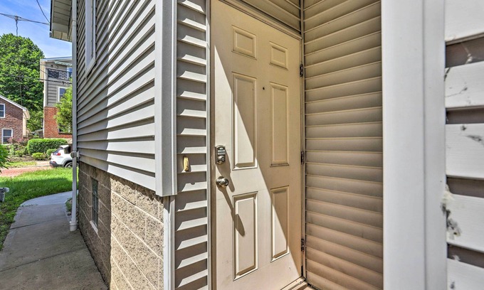 Tremont Cabaña | ~ 2 Mi to Downtown - Cozy Cleveland Unit