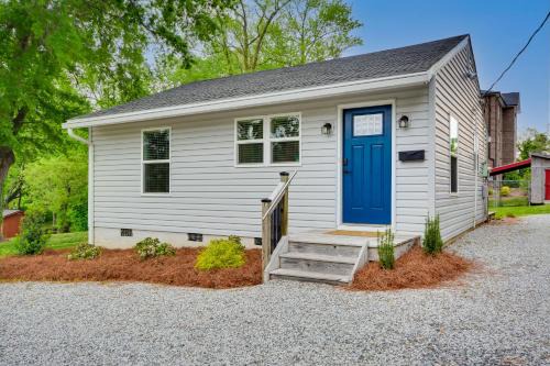Greensboro Casa | 2 Mi to Downtown Greensboro Home By Park!