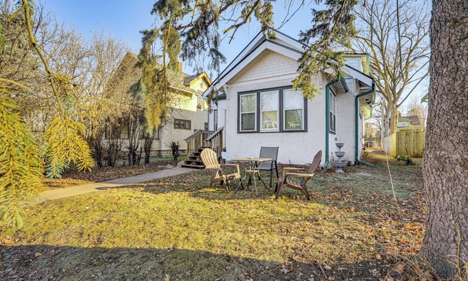 Harrison Apartamento | 2 Mi to Downtown: Pet-Friendly Minneapolis Apt!