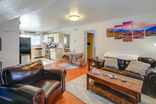Fairbanks Apartamento | 2 Mi to Dtwn Cozy Getaway in Fairbanks!