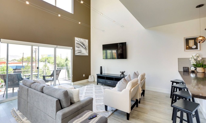 Old Southwest Casa | < 2 Mi to Dtwn: Reno Gem w/ Rooftop Patio!