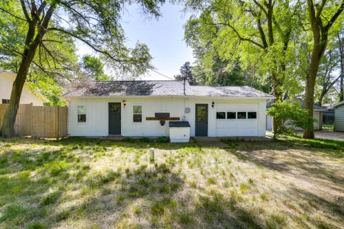 Riverside Casa | 2 Mi to Hagar Beach Charming Home with Fire Pit!