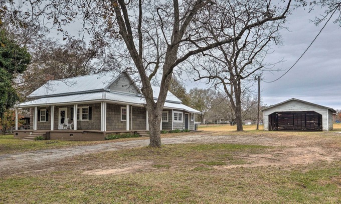 Anderson Casa | Traditional Southern House with Front Porch!