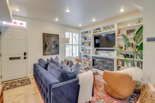 Le Droit Park Casa | 2 Mi to National Mall Stunning Townhome with Patio!