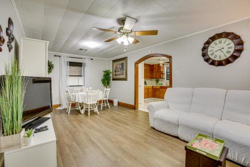 Thibodaux Casa | 2 Mi to Nicholls State University Home with Yard