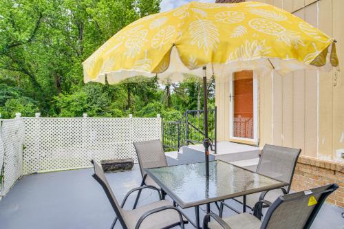 Orangeburg Casa | 2 Mi to SC State and Claflin Townhome with Patio!