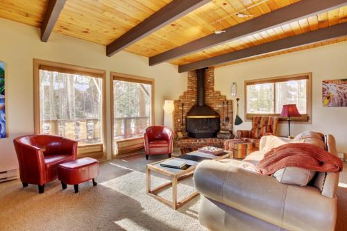 Breckenridge Casa | 2 Mi to Slopes Mtn-View Breckenridge Getaway!
