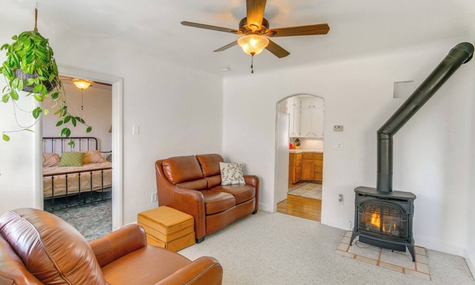 Rigby Casa | 2 Mi to Snake River: Quaint Farmhouse w/ Patio!