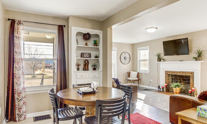 Dayton Casa | 2 Mi to UD Pet-Friendly Home with Fenced Yard!