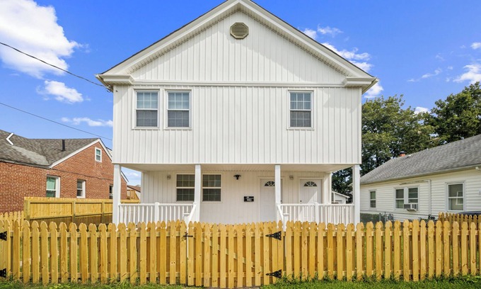 Norfolk Apartamento | 2 miles from Virginia Beach 1-bedroom apartment
