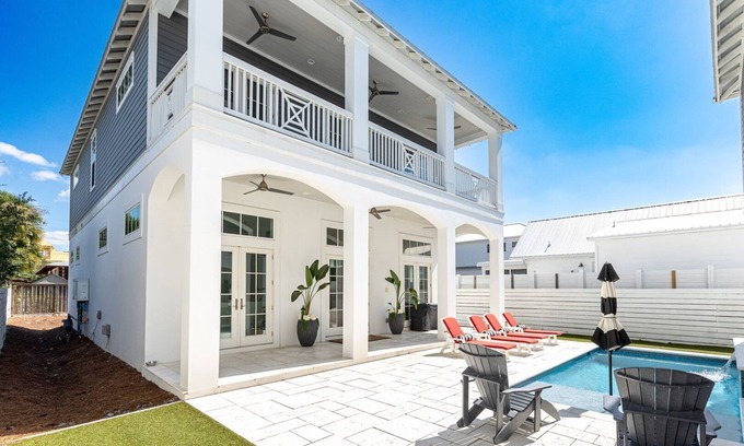 San Juan Casa | Seagrove - Carriage House Golf Cart, Deeded Beach Access, Private pool & Bikes