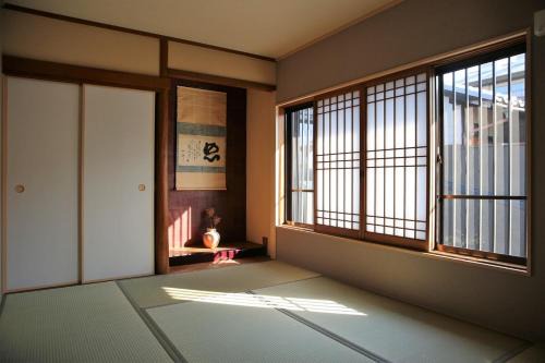 Sannenzaka Ninenzaka Villa | 2 min to Kiyomizu Tera 's Japanese house Sousekyu