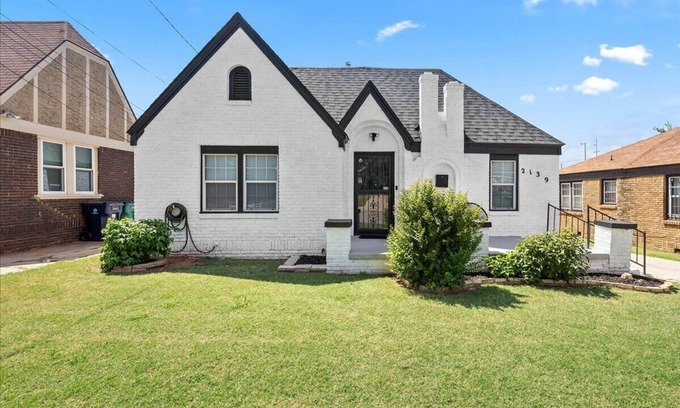 Central Oklahoma City Casa | 2 minutes from OU Medical Center, and under 10 minutes from most major hot spots