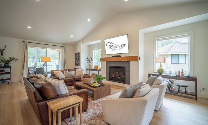 Deer Park Casa | 2 Mt. Adams Lane | 4BD / 4.5BA, Sleeps 10