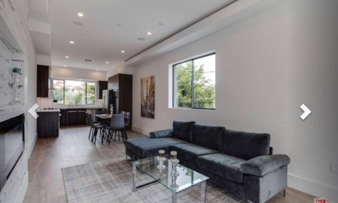 Mid City Villa | 2 New Luxury Modern 3 story homes