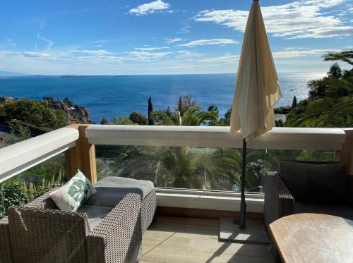 Theoule-Superieur Apartamento | 2 P vue panoramique classé 3 étoiles sur la baie de Cannes avec Garage