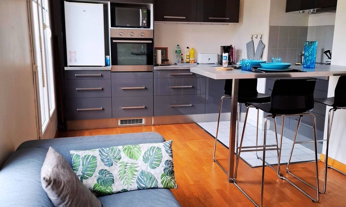 Saint-Cyr-l'Ecole Apartamento | 2-person studio with secure parking near Versailles, Paris