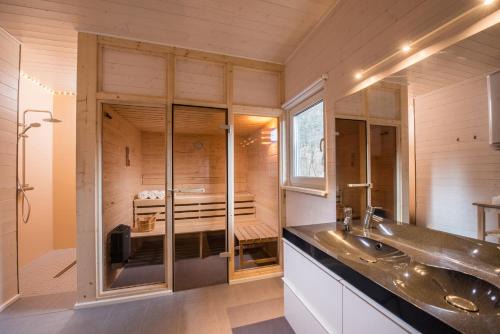 Ruhla Casa | 2 Personen mit Sauna F3H5