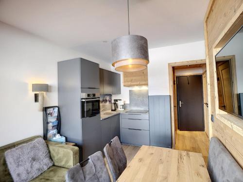 Les Bruyeres Apartamento | 2 pièces rénové 4 pers, ski aux pieds, balcon, WiFi, au pied des pistes ! - FR-1-178-309