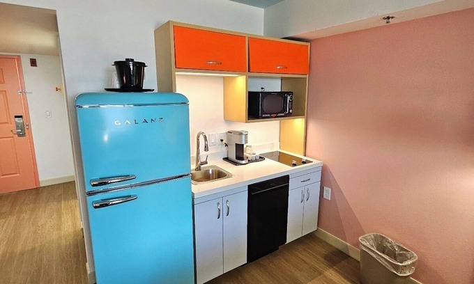 Wilmington Beach Complejo | 2 Queen Kitchenette, Oceanfront, Balcony