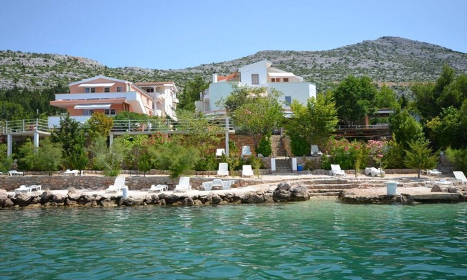 Starigrad Apartamento | 2-raum-apartment/studio , Adria Paradies - Direkt am Meer+privat