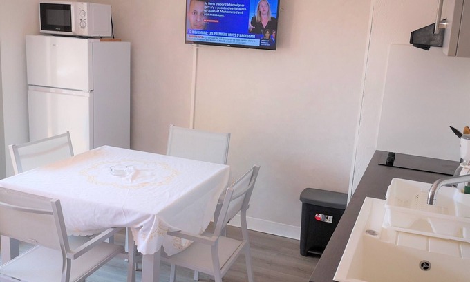 Bastide Giraud Apartamento | 2-room apartment Résidence Provençale Air-conditioned Parking Pool 2 km Sea