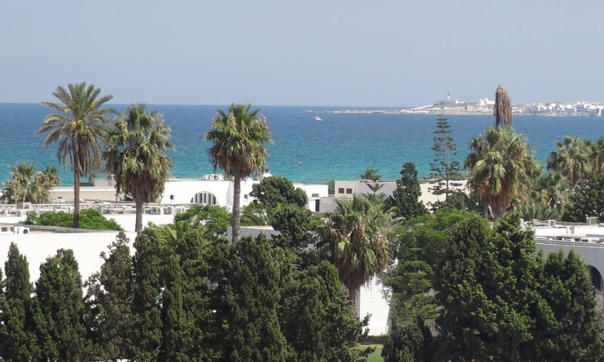 Hiboun Apartamento | Apartamento de 2 habitaciones de pie junto al mar