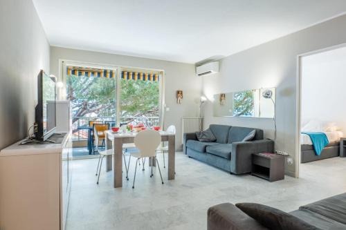 Pointe Croisette Apartamento | 2-Room Apartment with Terrace Sea View