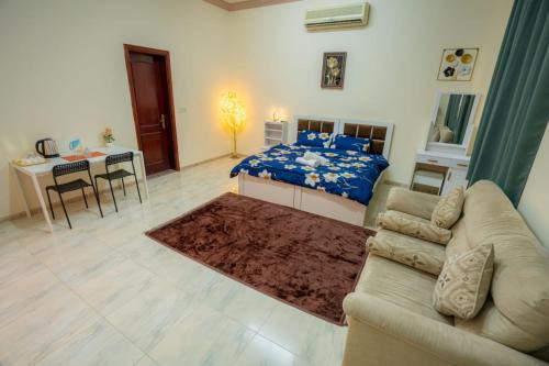 Mussafah Casa | 2 Rooms in villa